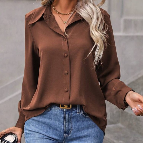 New button down long sleeve top - Picture 4 of 4